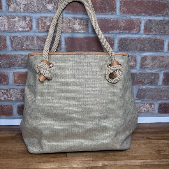 Michael Kors Maritime Large Beach Tote - Picture 5 of 10